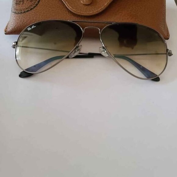 Ray Ban Aviator sunglasses - Picture 3 of 4